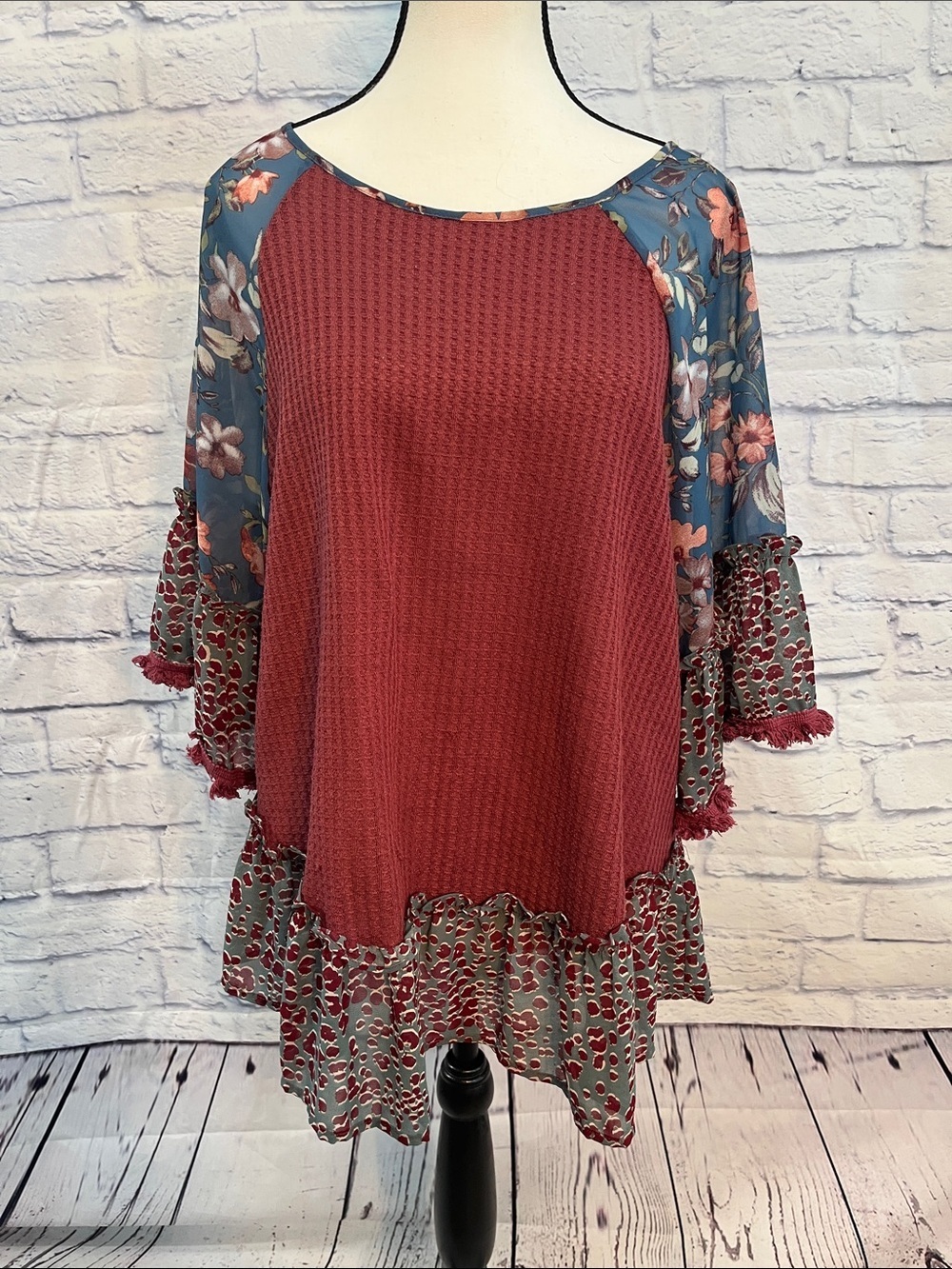 Umgee Boho Top Berry Floral & Animal Print Waffle Knit Tassels Ruffles Large